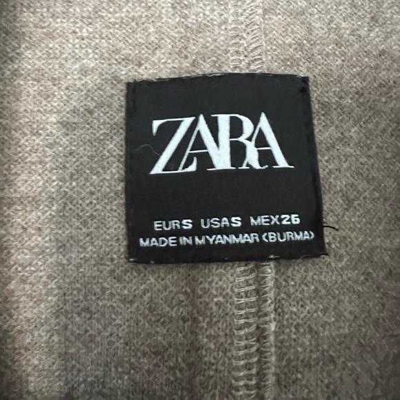 Zara coat - Picture 3 of 4